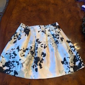 a skirt that features a floral print
